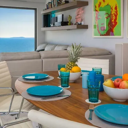 Luxury Riva With Infinity Pool Villa Okrug Gornji