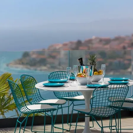 Villa Luxury Riva With Infinity Pool Okrug Gornji